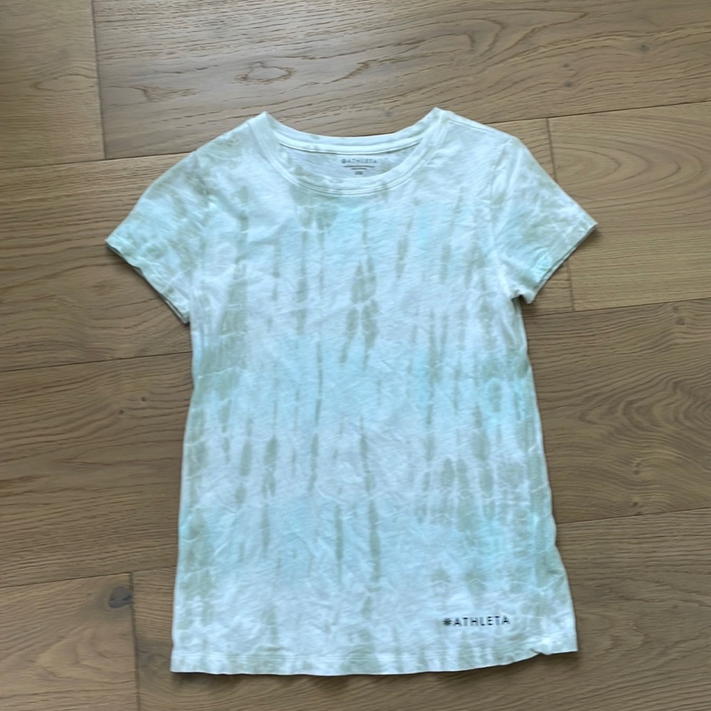 Athleta T-Shirt